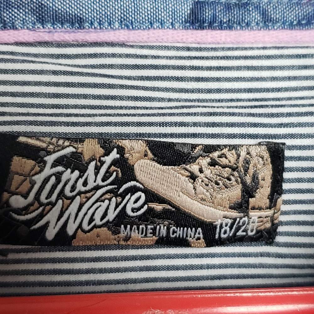 First Wave Short Sleeve - Picture 4 of 4